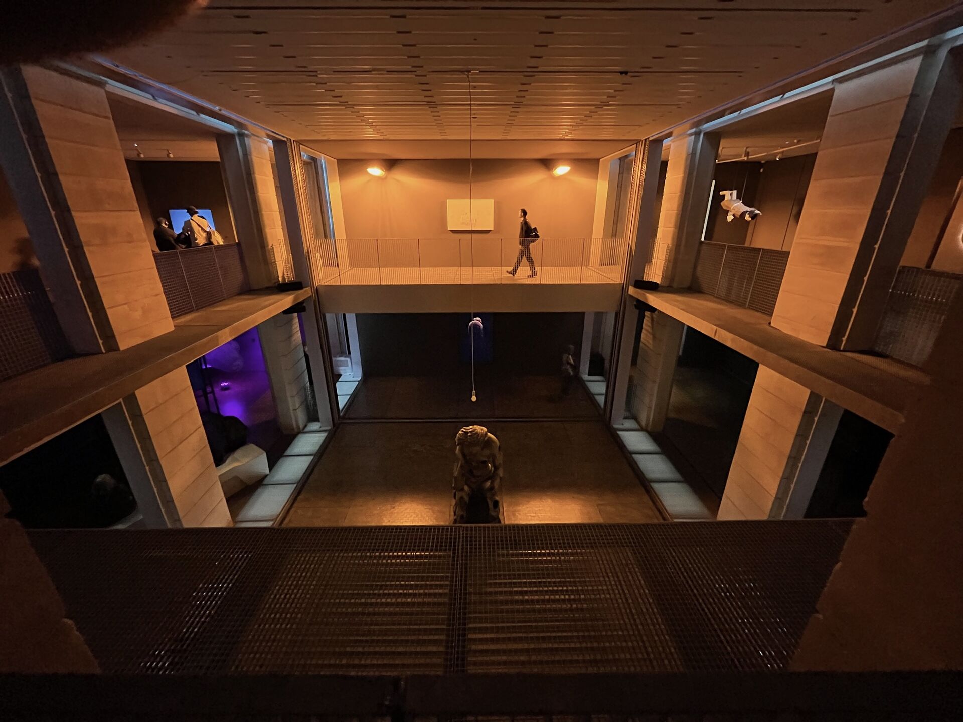 adc-mark-leckey-as-above-so-below_geagre.jpg