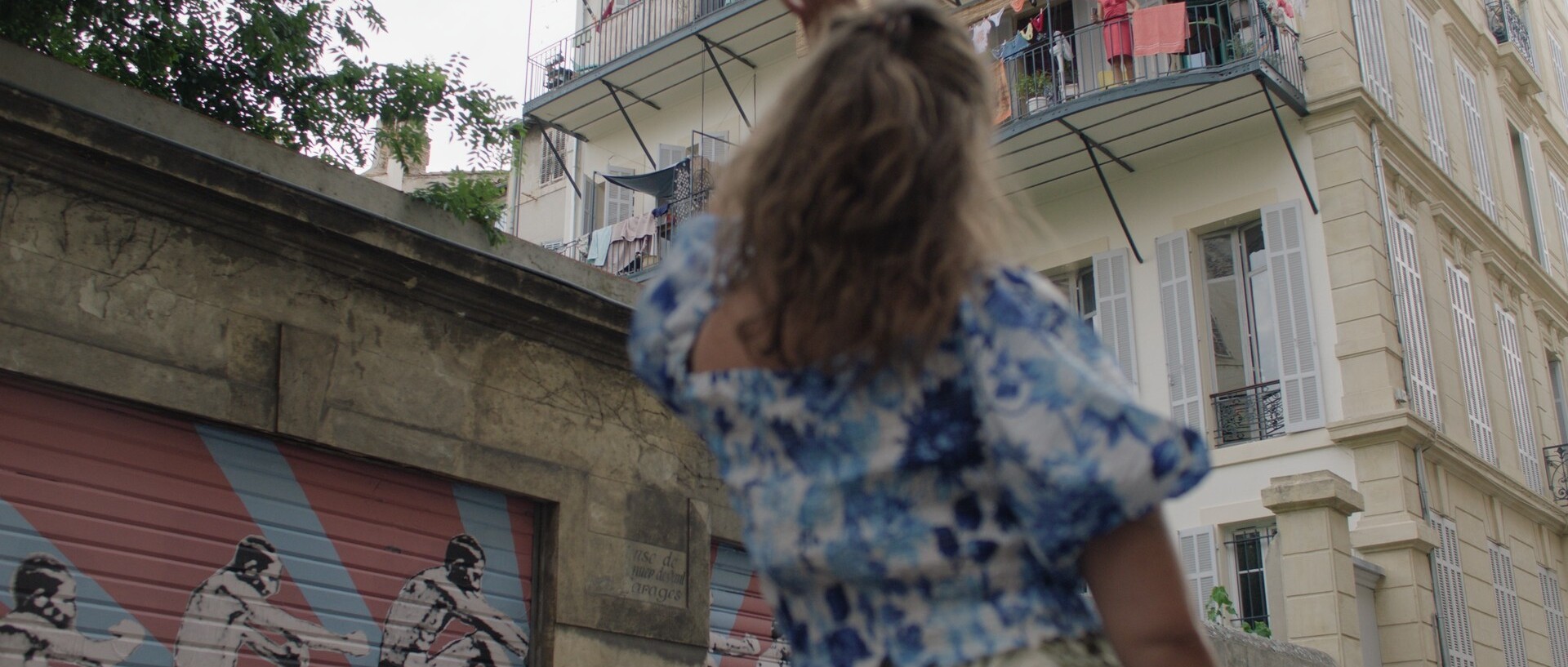 adc-les-femmes-au-balcon_14a_2_4_a_a_0038c025_230728_182344_h1coc_1.25.1.jpg
