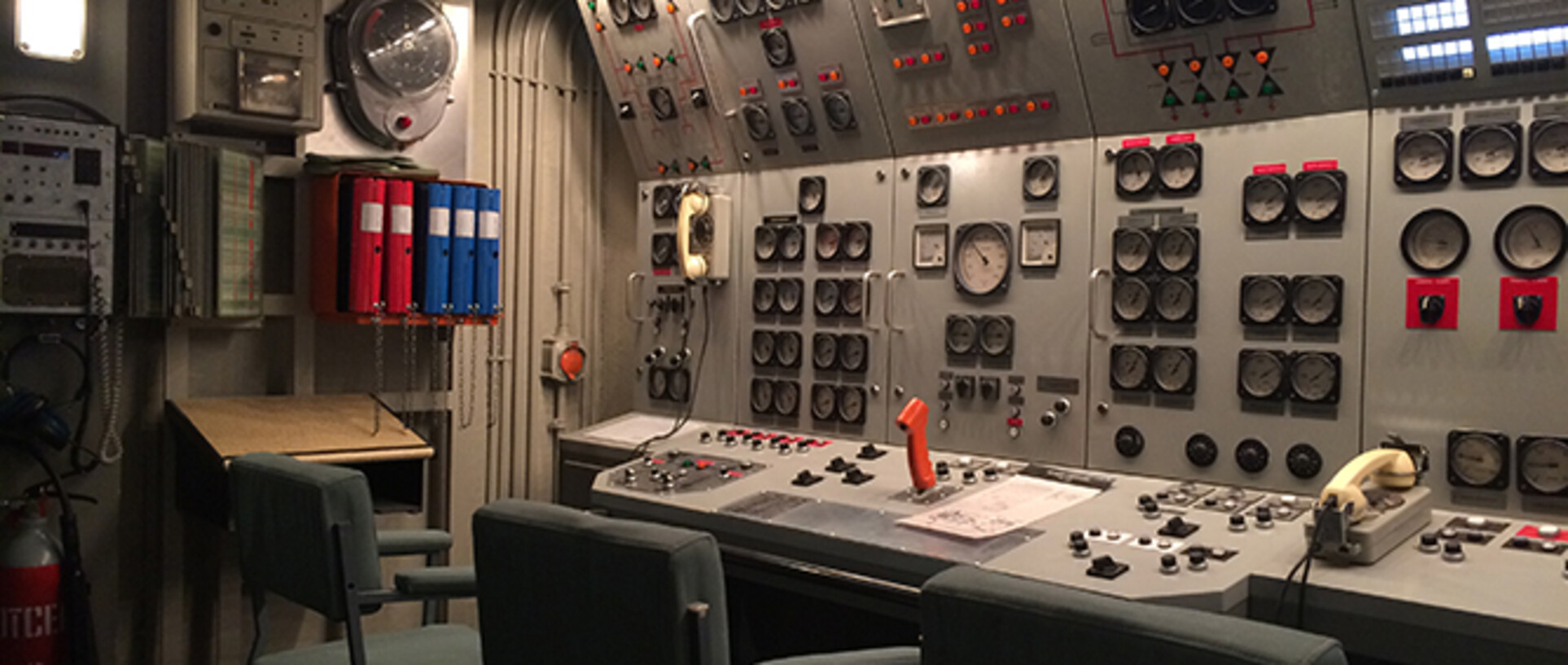 adc-kursk_36_c6-control_room_01.jpg